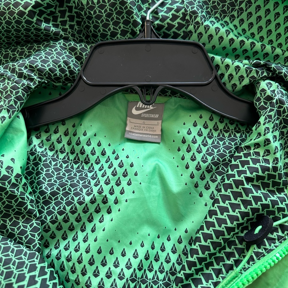 Nike Kobe Bryant “Year of the Black Mamba” Athletic Jacket Green Size Large - Picture 4 of 5